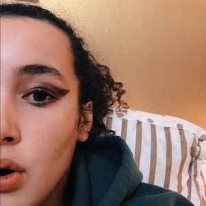 Meet your Posher, Kennedy